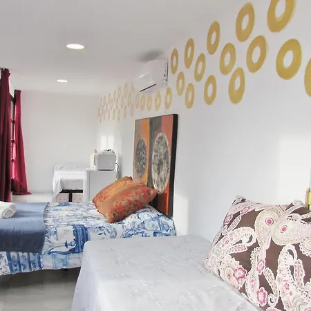 Palacio De Los Suenos Guest house