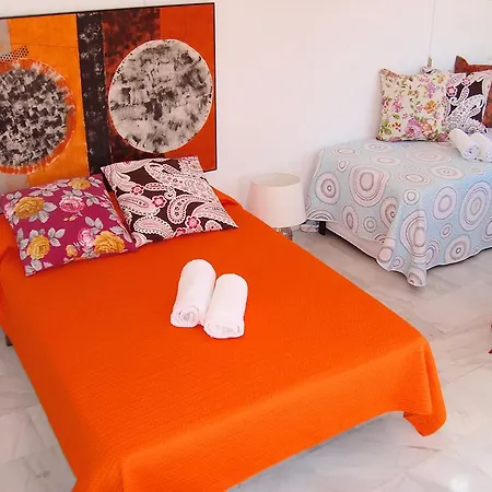 Palacio De Los Suenos Guest house